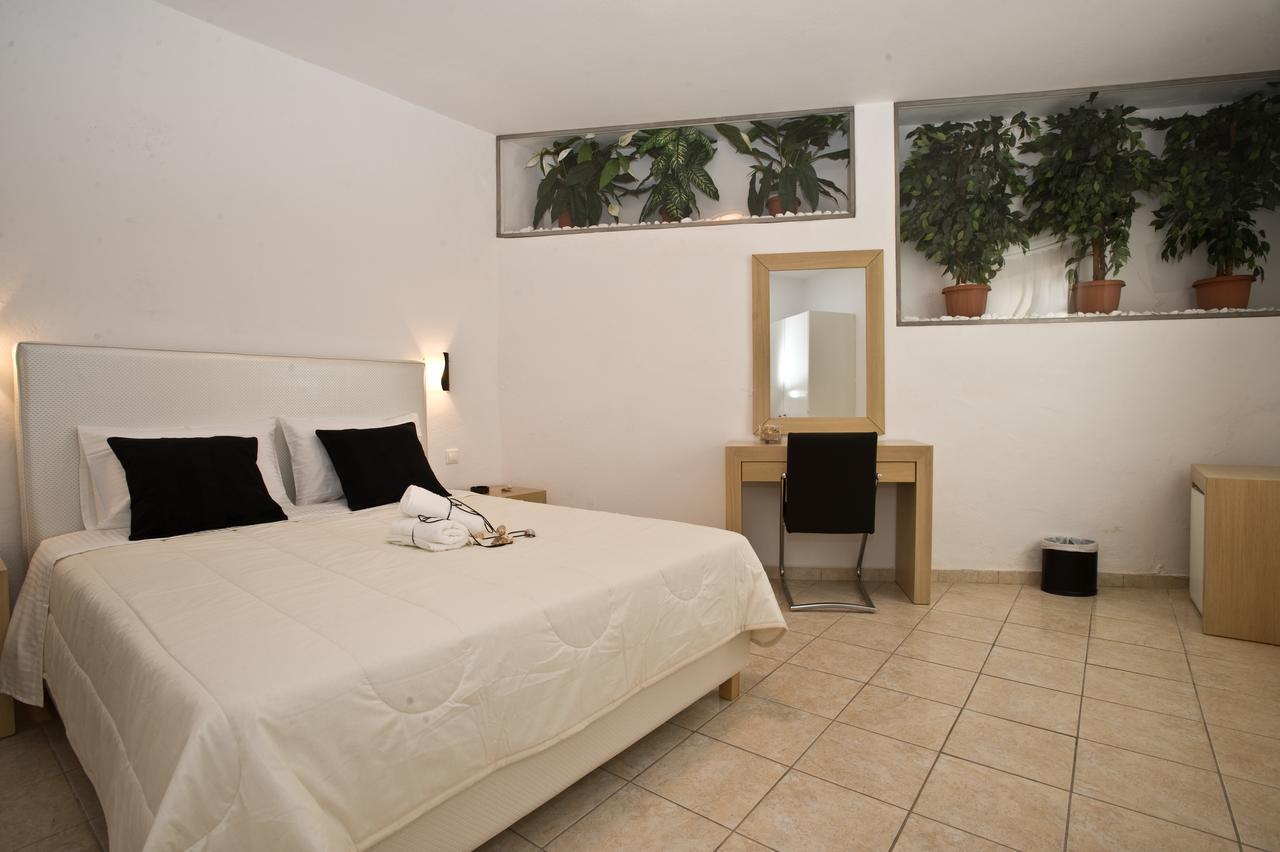 แซนนิส โฮเต็ล Hotel Mykonos Town ภายนอก รูปภาพ